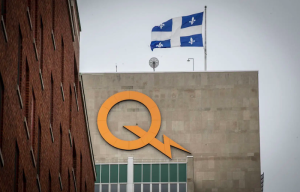 logo d'Hydro-Québec et le drapeau du Québec
